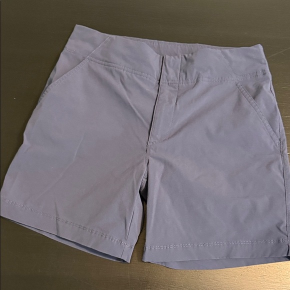 Columbia women’s navy blue shorts - Picture 1 of 6